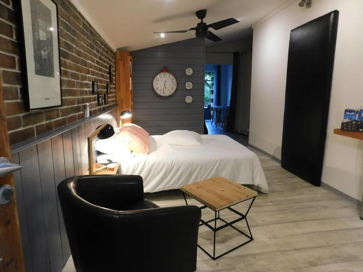 Studio Quisqualis Sainte-Anne  Apartment Sainte-Anne (Grande-Terre)
