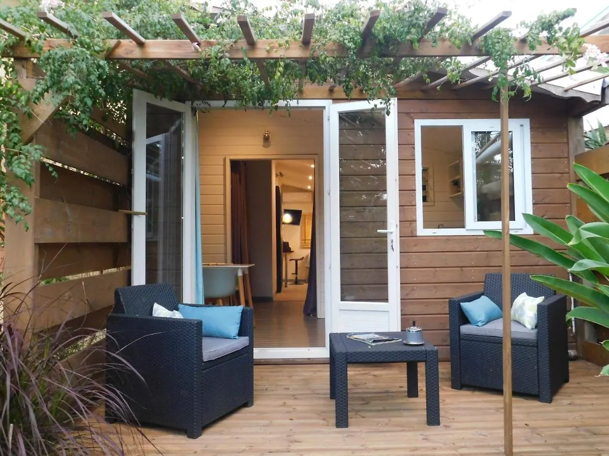 Apartment Studio Quisqualis Sainte-Anne