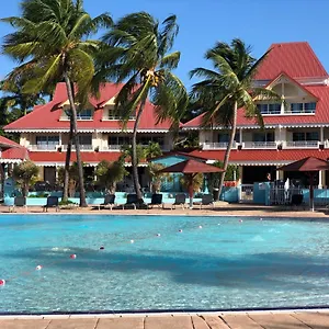 Dans Village Accès Privée Sainte-Anne (Grande-Terre)